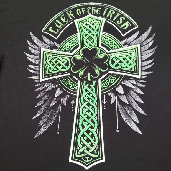 Luck Of The Irish Saint Patrick's Day Celtic Cross Graphic T-Shirt Unisex Size L - Picture 2 of 10